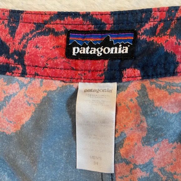 Patagonia size 34 blue with red print - Picture 3 of 9